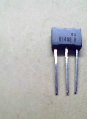 日本松下小功率三极管2SB1488（B1488）