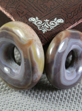 天然战国红玛瑙平安扣吊坠项坠一对 同料 雅淡天姿固可知 无瑕疵