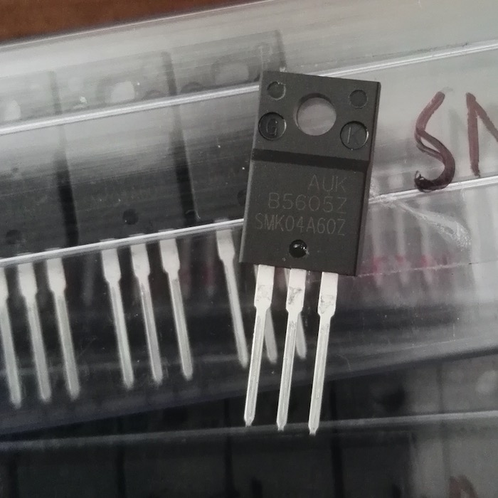 原装AUK SMK04A60Z B5605Z SMK0460F 直插TO-220F 4A 600V 电源IC