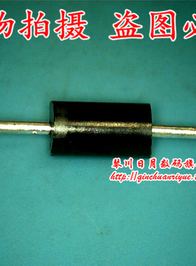 整流二极管 RL207 DO-41 74VHC123AMX丝印74VHC123A SOP16 3.9MM