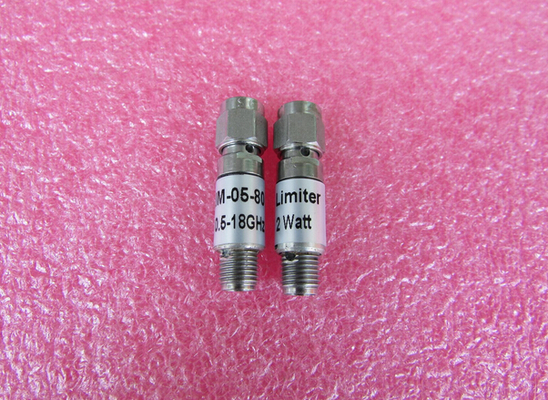 LIM-05-18 LIMITER 0.5-18GHZ 射频微波同轴限幅器 实际测试数据 FREQ: 0.5-18GHz Ins.Loss: <4.0dB Limiting Threshold: +8dBm max. CW:33dBm