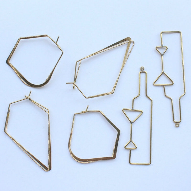 有烧焊痕迹 黄铜毛坯圆线压扁耳勾/单吊孔酒杯形挂件 diy饰品配件