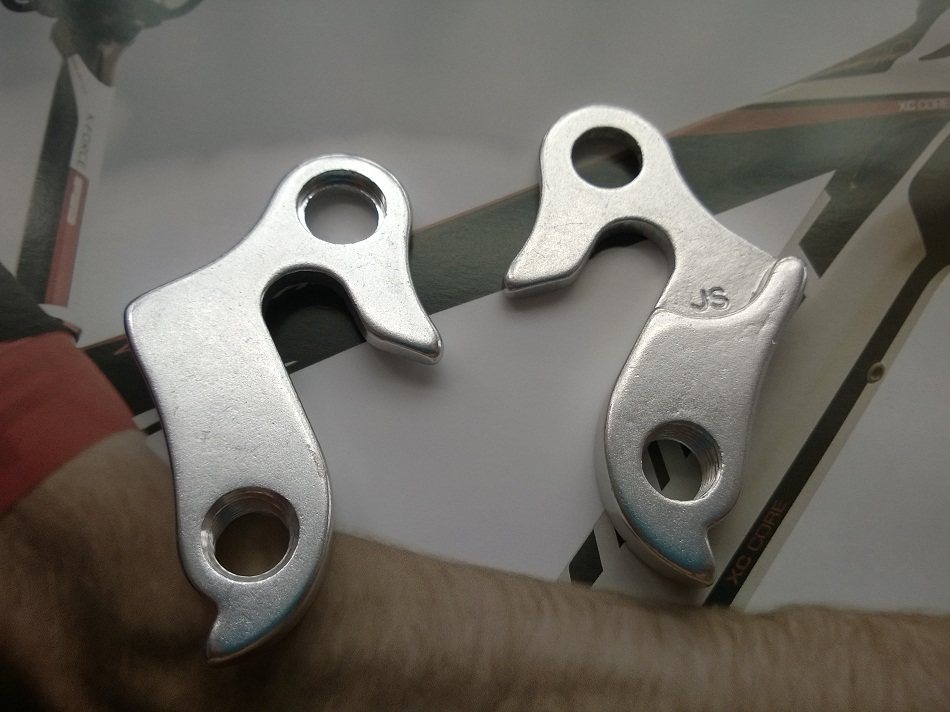 FNHON风行折叠车尾勾后拨挂勾吊耳吊钩尾钩后钩爪勾变速器挂钩