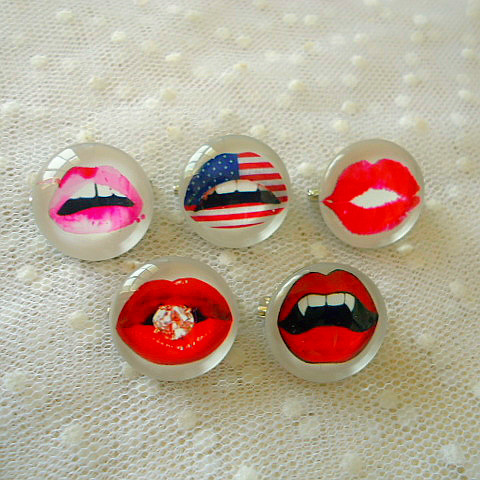 Broche en cristal artificiel - Ref 1177534 Image 1