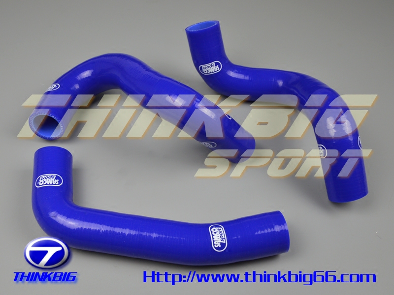 本硅胶管，是采用高性能硅胶材料，内加耐高温纤维加工制作而成。产品具有耐高温高压，耐老化之特点，同时具有柔软、高密度、高抗撕、高绝缘性、阻燃、性能稳定等优点，承受压力高达12 kg/c㎡，为原厂之220%，可在-50度至+280度使用。产品的高性能，有助于提高发动机冷却系统性能和改装升级。