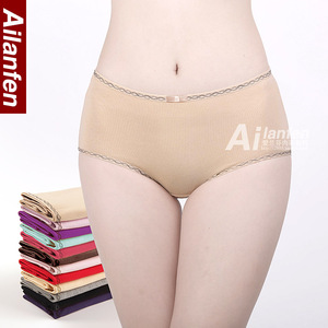 纯棉内裤女士中腰高腰无痕棉质面料比莫代尔三角裤头本命年红色