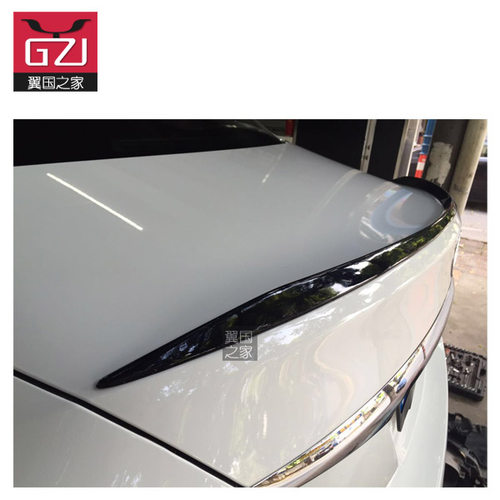 奔驰新C级新E级CLA A200L E300L C200L C260L改装C63 AMG尾翼