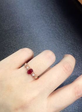 美饰银镶尺寸4*6mm红宝石戒指