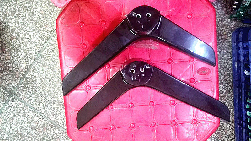 原装创维液晶电视 50V5 50M5 50U5 底座托盘台支架子机脚 配螺丝