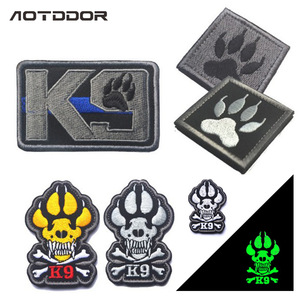 新品  K9狗爪 交叉腿骨 士气维可牢补丁 军狗魔术贴臂章狗章