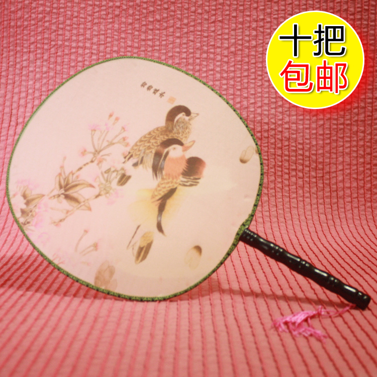 满10把包邮 批发中国风团扇宫扇古风扇子女古典绢扇 创意礼品扇子
