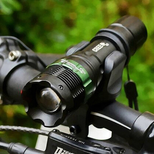 Eclairage pour vélo - phare - Ref 2398586 Image 1