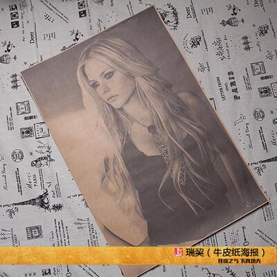 艾薇儿海报AvrilLavigne加拿大女歌手摇滚小魔女美女挂图装饰定制