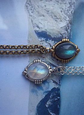 彩虹爱情之石月光石吊坠银项链