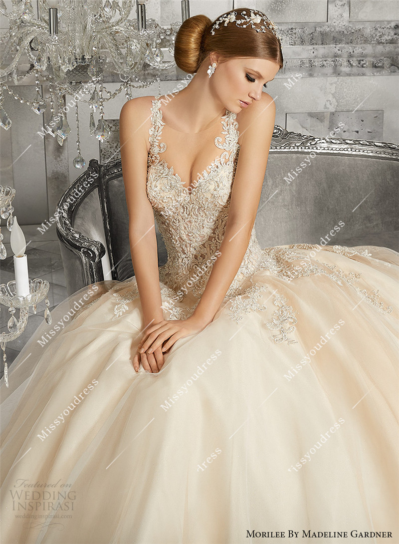 香槟色修身显瘦低腰小拖尾主婚纱