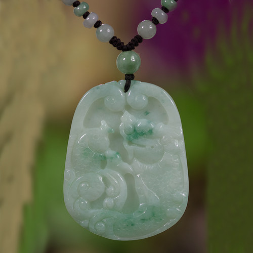 龙头鱼玉挂坠鱼化龙翡翠真玉