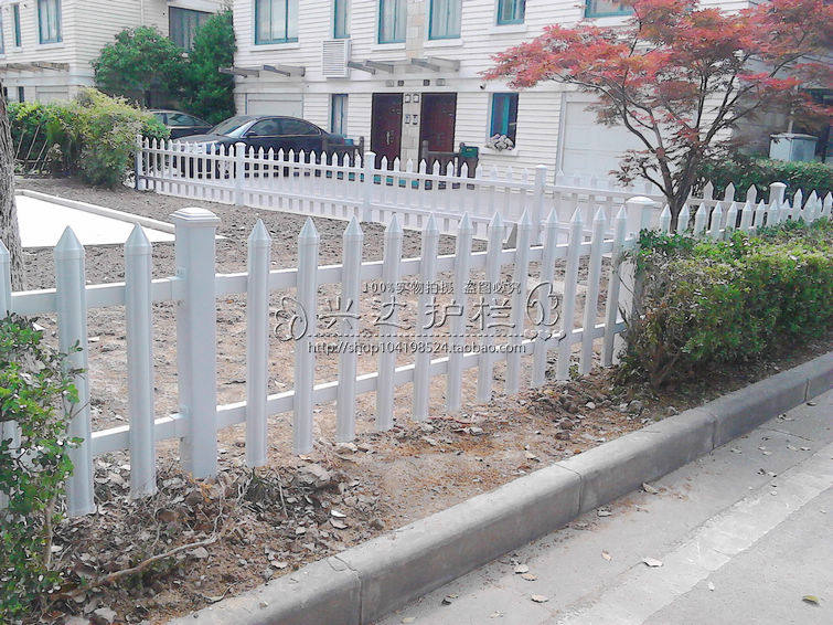 PVC塑钢护栏花园栅栏篱笆绿植园艺草坪围栏葡萄架栅栏庭院栏栅