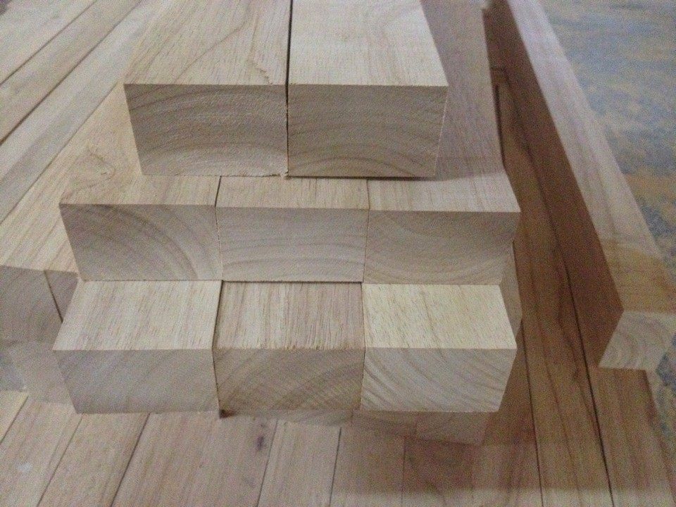 进口橡胶木方实木板材原木料户外防腐木条方木户外木板原林方室外