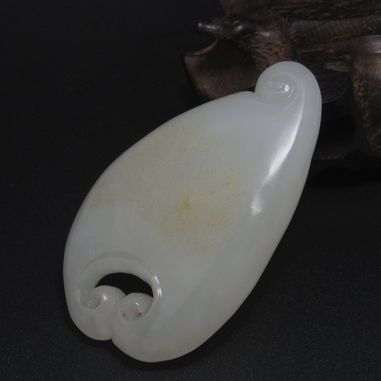 新疆和田玉白玉洒金皮籽料佛手福瓜挂件原皮原籽玉吊坠