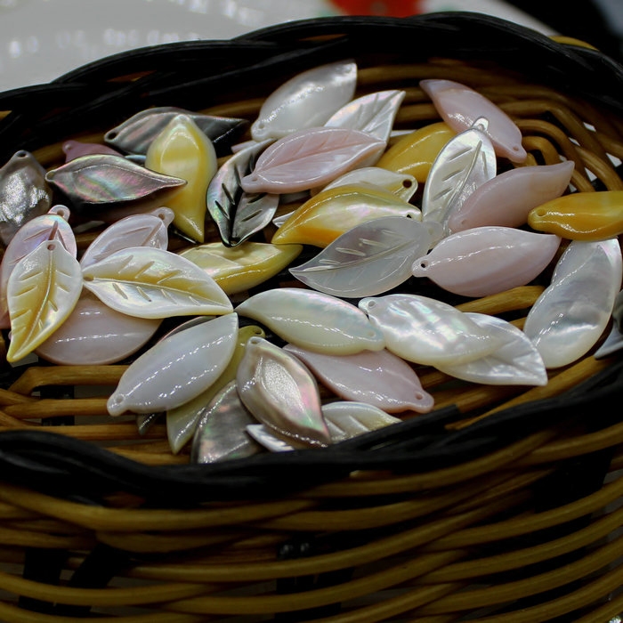 天然珍珠树叶耳饰手作风粉贝