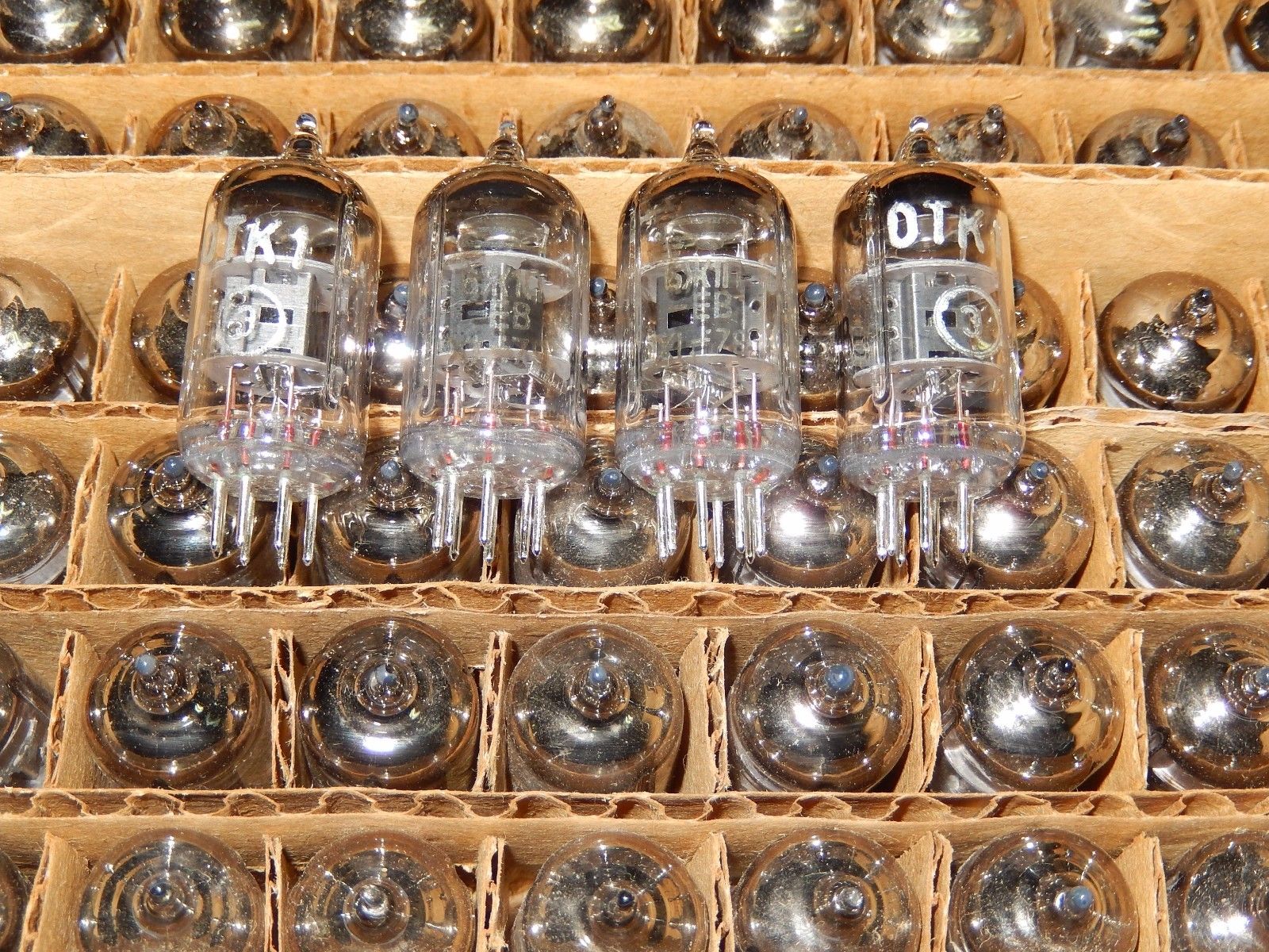 全新苏联6米1n-EB电子管  高质量 替代6J1 6AK5 EF95 5654