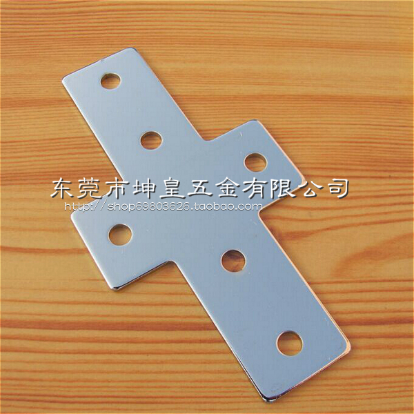 本产品是加厚，加强，加固型十字连接板.用于铝材系列机架，框架重型铝材，加固作用