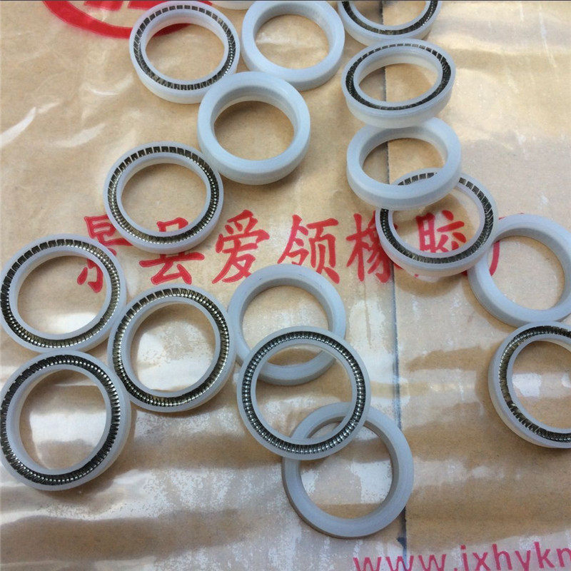 供应四氟U型圈 弹黄蓄能 泛塞封 弹簧张力密封圈