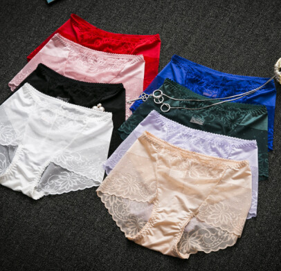 Slip jeunesse sexy en nylon - Ref 644382 Image 1