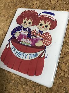 淘宝 Raggedy Ann&Andy  冰箱贴 It's party time