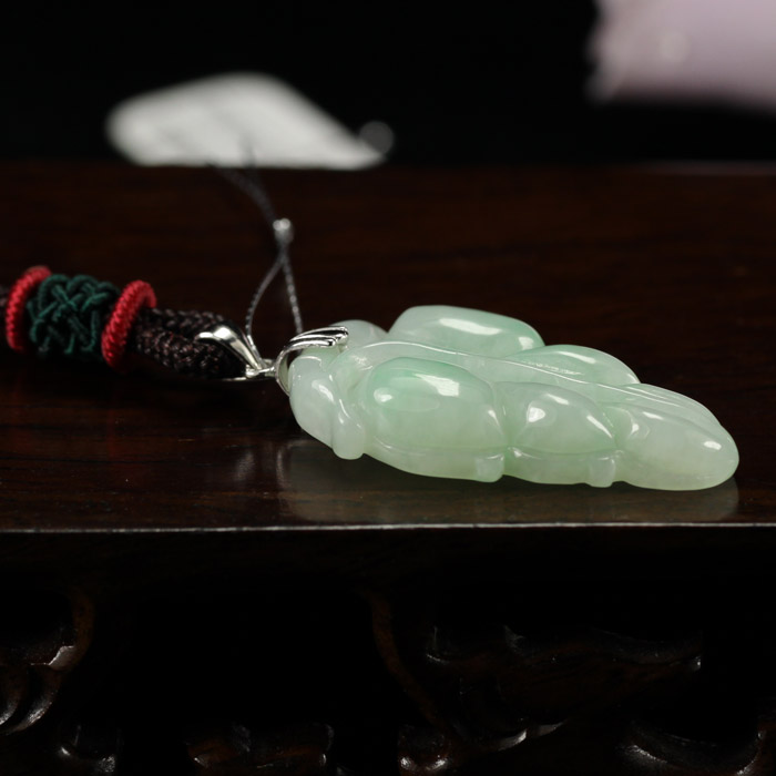 正品A货 天然翡翠玉浅绿淡阳绿 树叶子金枝玉叶吊坠挂件银扣 包邮