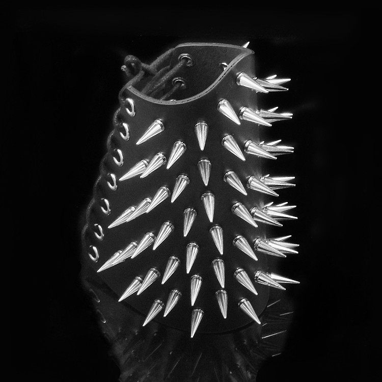 银色细长尖铆钉鞋带黑色霸气朋克手链男女饰品防身手镯护腕大手带