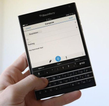 高透防刮 黑莓 BlackBerry Passport 4.5寸 屏幕保护膜 贴膜