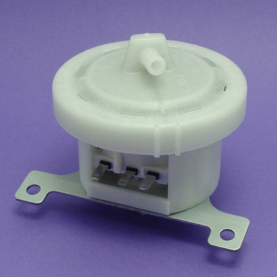 适用于 惠而浦洗衣机WC305943水位传感器水位开关SW-1冼衣机配件