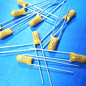 直插钽电容(胆电容)25v2.2uf 2.2uf 225h  全新优质