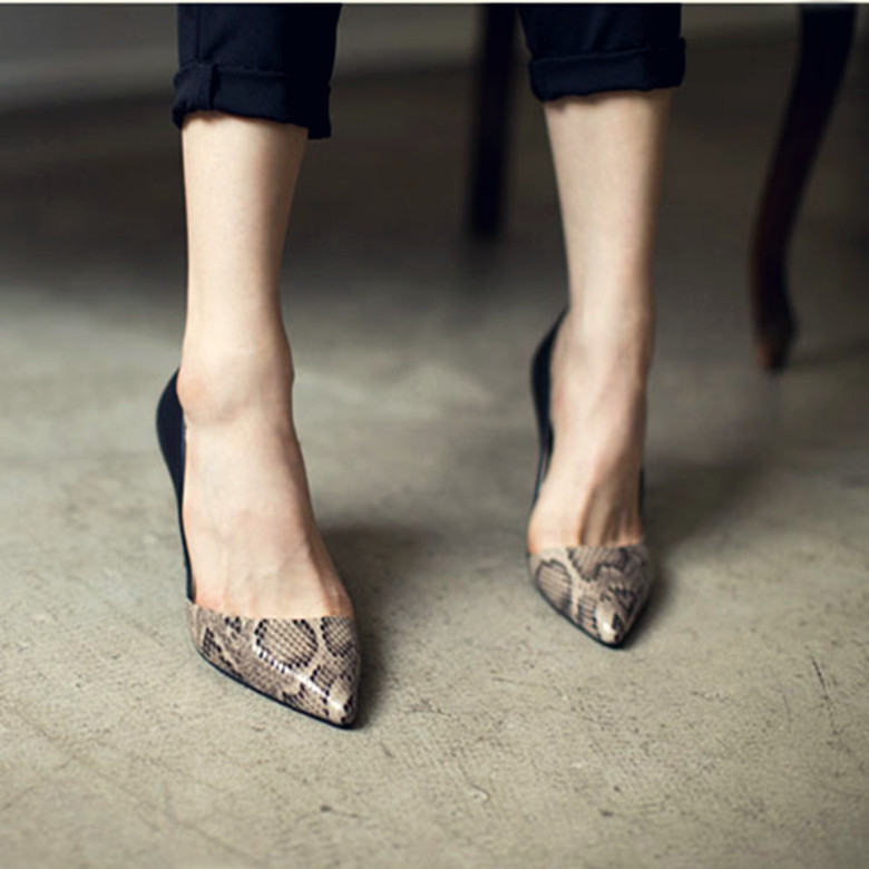 春夏蛇纹尖头浅口性感33码高跟鞋