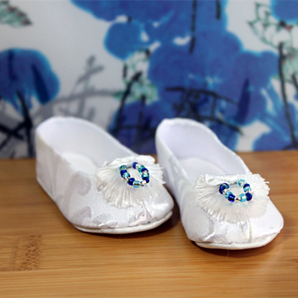 [customized] BJD suit ancient womens shoes white brocade Blue Bead embroidered shoes