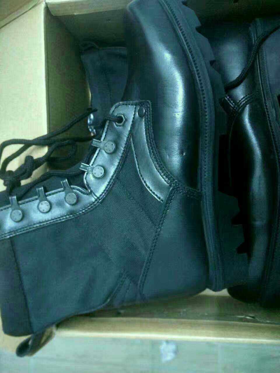 Boots militaires - Ref 1401875 Image 1