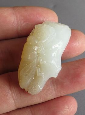 18.68克厂家直销新疆和田玉吊坠 糖羊脂白玉一鸣惊人挂件