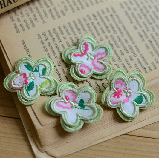 diy花边辅料衣服补丁浅绿色水溶刺绣小花布贴4cm1元2个