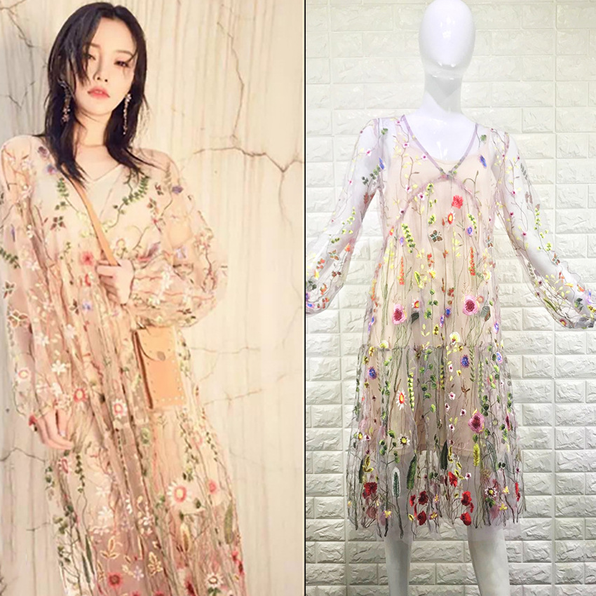 碎花印花浅黄彩色刺绣V领半透明连衣裙李小璐明星同款LC