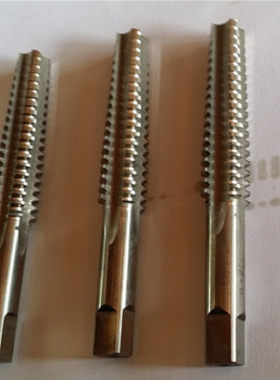 梯形丝锥 T型丝锥 T10/T12/T14/T15/T16/T17/T18/T19梯形螺纹丝锥