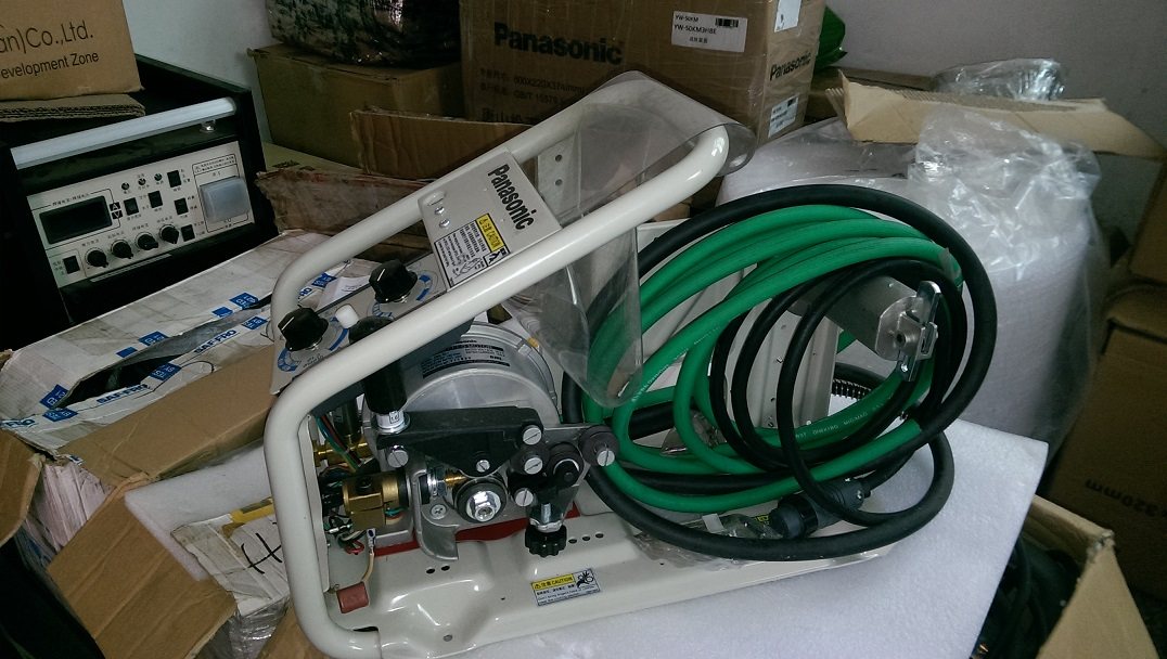 Original YW-50KB Panasonic gas shielded welding machine YD-500KR2 Original wire feeder YW-50KM3HBE
