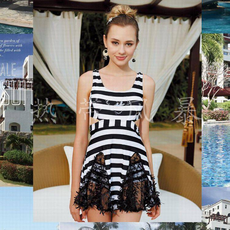 特清正品华黛思温泉欧根纱透视镂空游泳衣女连体裙平角95627黑白