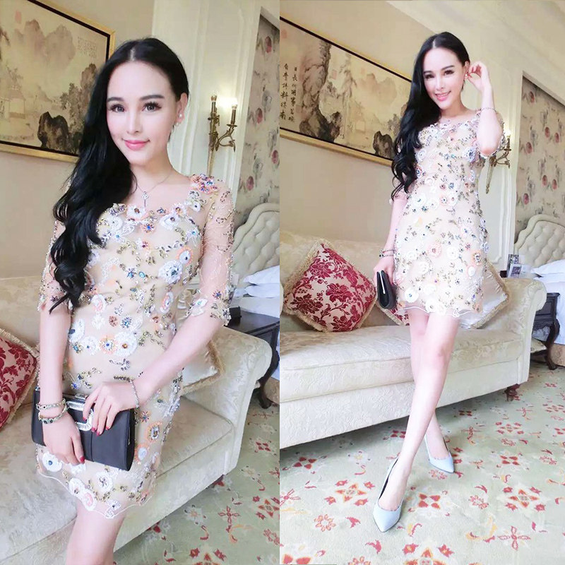 釘花可愛女神性感夜店酒會生日派對性感中袖短款包臀小禮服高檔女在類目 女裝/女士精品, 婚紗/旗袍/禮服, 禮服/晚裝中 - 來自Buy2taobao.com提供專業的淘寶代購服務