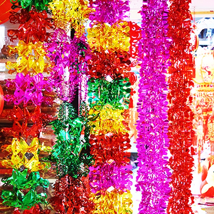 新年元旦春节年货装饰品吊顶布置彩色亮光纸拉花彩条拉条灯笼拉条
