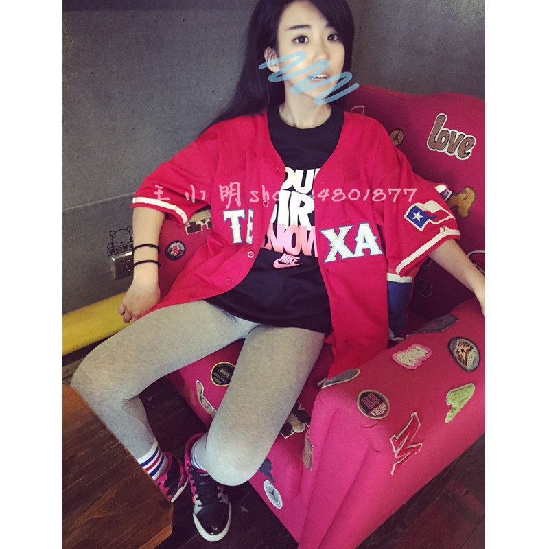 ML*B 야구 유니폼 힙합 스트리트 댄스 하라주쿠 스트리트 스타일 디지털 고급 솜씨 자수 남성과 여성을 위한 반팔 야구 카디건