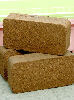 进口椰砖椰土椰糠椰粉砖种菜种植土无菌营养土爬宠垫材复合肥