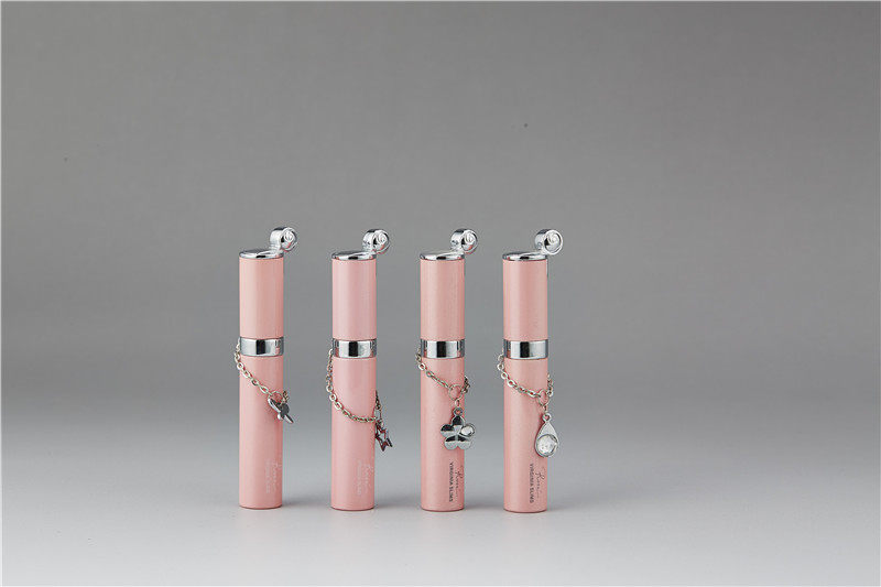 女生禮物多彩迷妳打火機口紅式帶挂件可充氣日本風車非充電在類目 ZIPPO/瑞士軍刀/眼鏡, 品牌打火機及配件, 其它, 充氣打火機中 - 來自Buy2taobao.com提供專業的淘寶代購服務