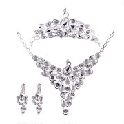 Good jewelry attitude beauty Crown necklace earrings set of three gorgeous bride wedding dress accessories wedding jewelry