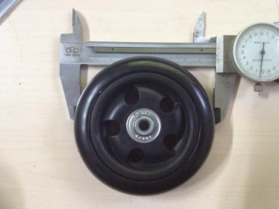 维修旅行箱轱辘轮子万向轮9厘米